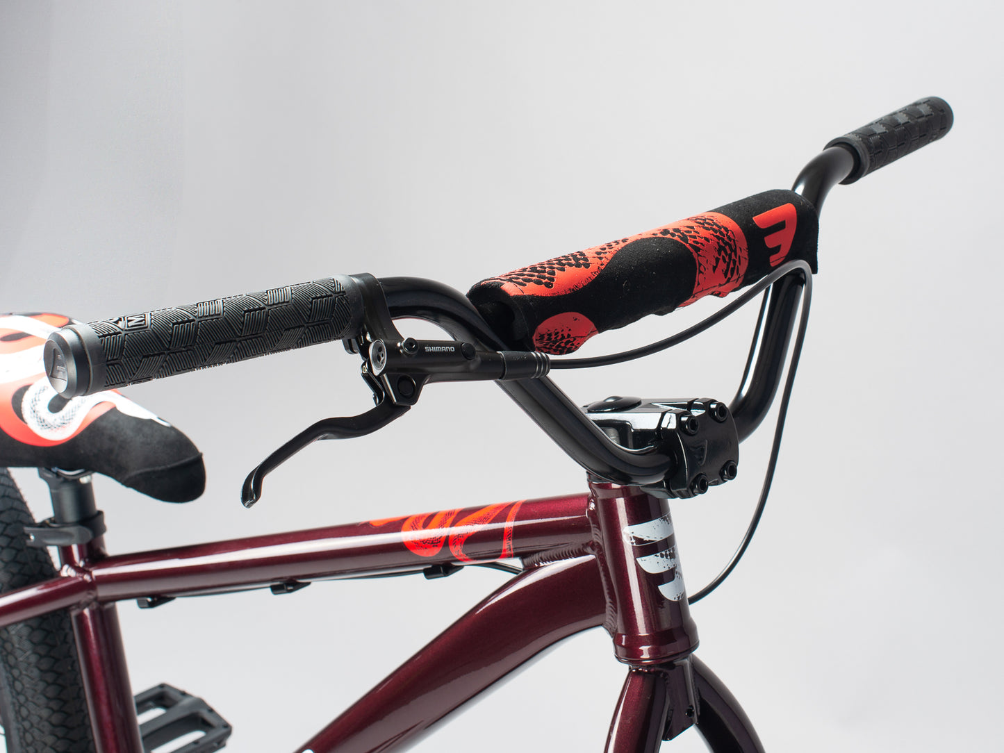 Medusa V2 26" Red Black