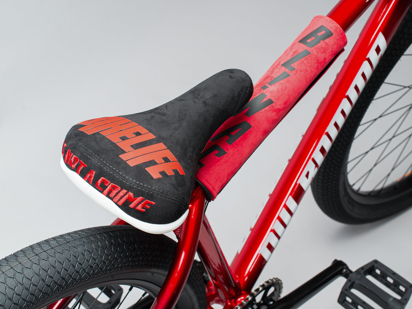 Mafia OW Bomma Red 29"